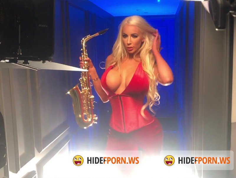 OnlyFans.com - Nicolette Shea - Never before seenBehind the sexy scenes [FullHD 1080p]