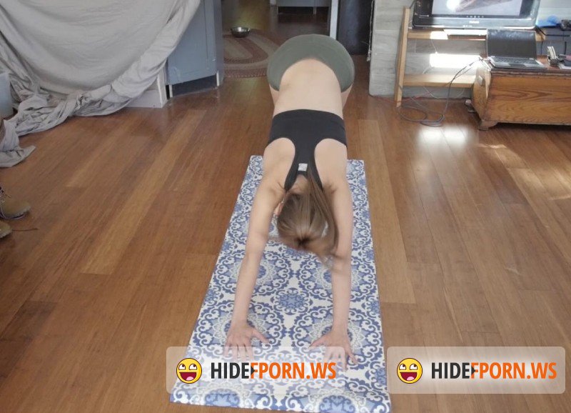 ManyVids.com - Sasha V - Sasha V nude yoga workout [FullHD 1080p]