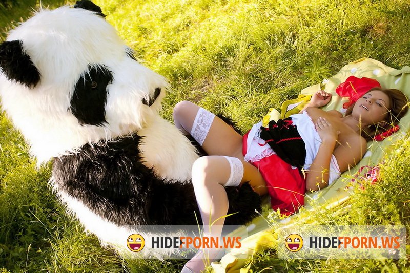 PandaFuck.com/WTFPass.com - Madelyn - Fairytale sex toys porn movie... [HD 720p]