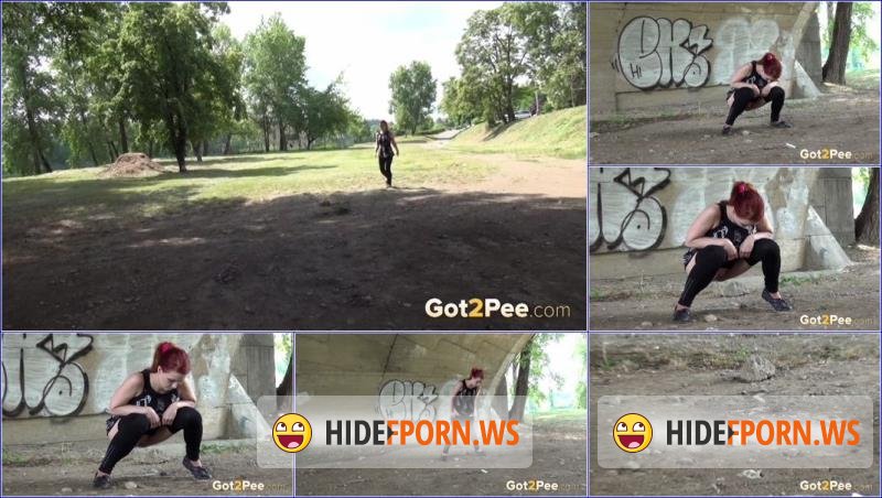 Got2Pee.com - Unknown - Video-tunnel-peeing [FullHD 1080p]
