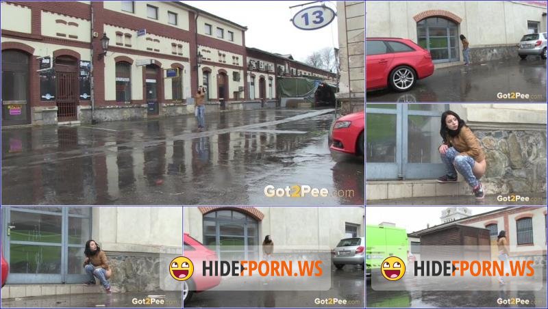 Got2Pee.com - Unknown - Video-let-it-rain [FullHD 1080p]