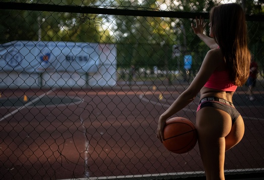 Alina Naumenko - Play the Ball (Photoset by Vladimir Tomarov)