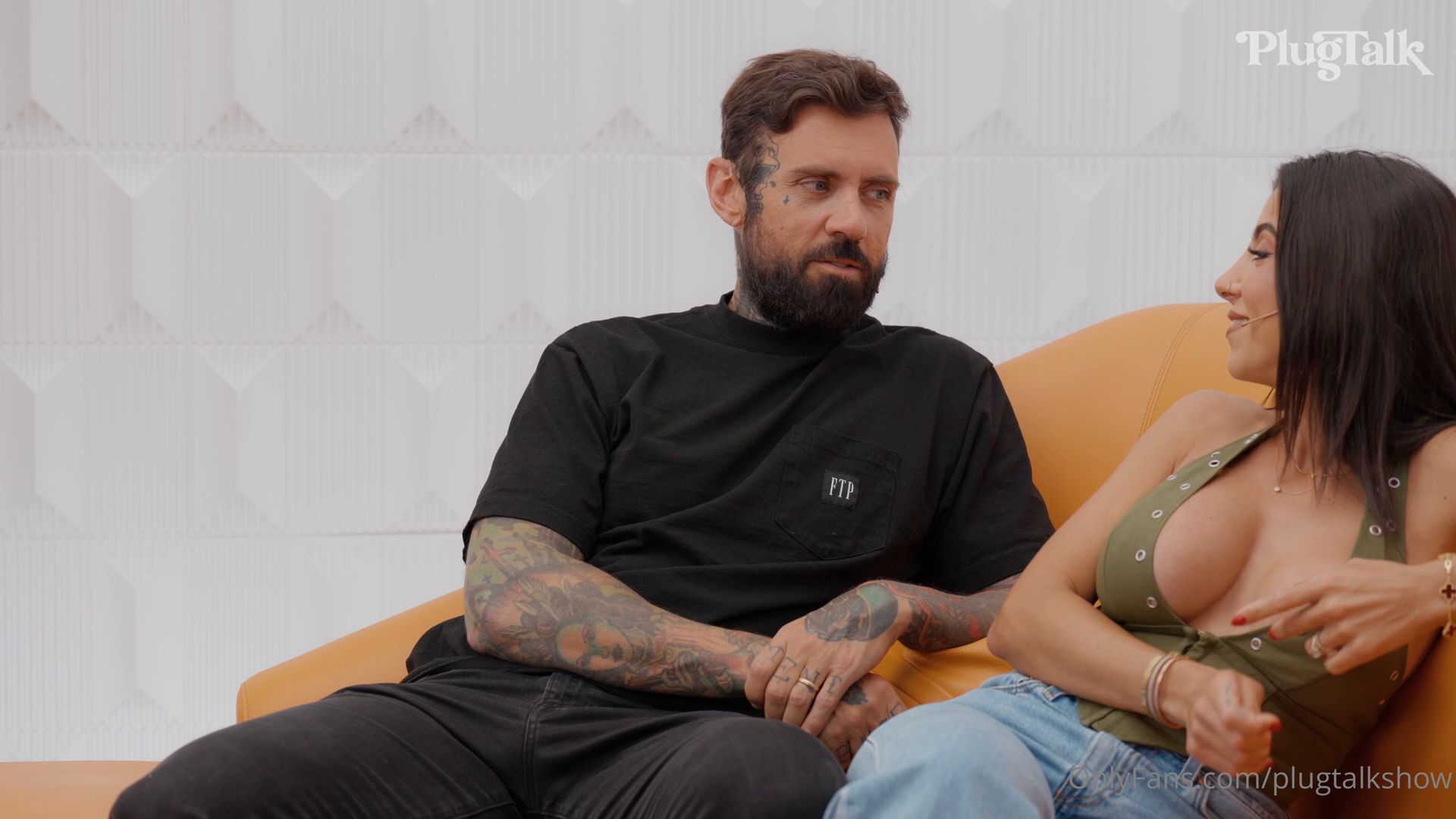 Britt Blair, Lena The Plug - Threesome with Adam22 [FullHD 1080p]