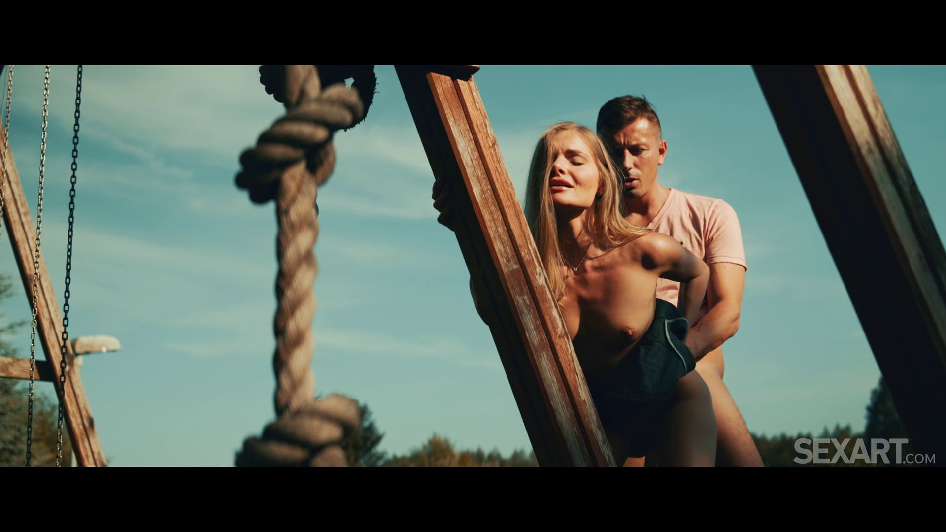 Fibi Euro - Feel It [FullHD 1080p]