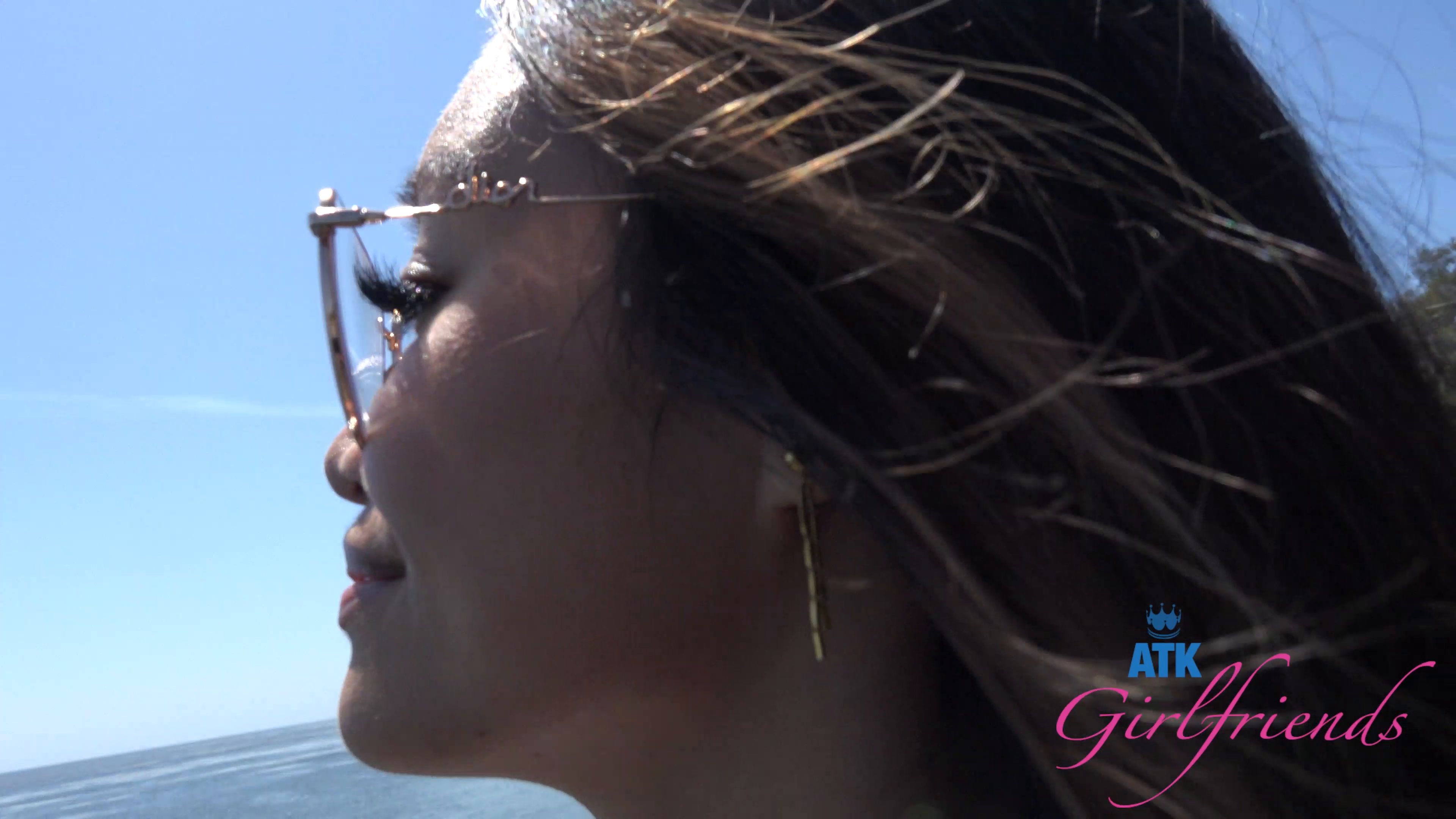 Jade Kimiko - Paradise Cove 1/2 - 1781 Scene #1 [UltraHD 4K 2160p]