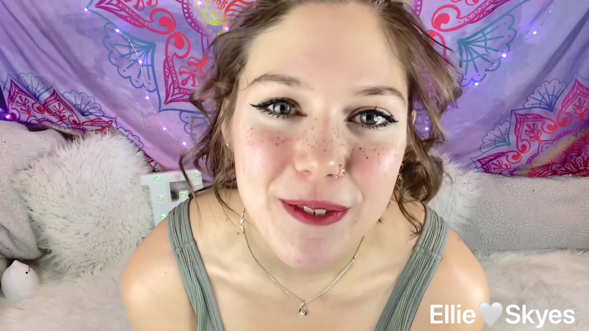Many Vids 2022 Ellie Skyes Please Cum On My Pretty Mouth [FullHD 1080p]