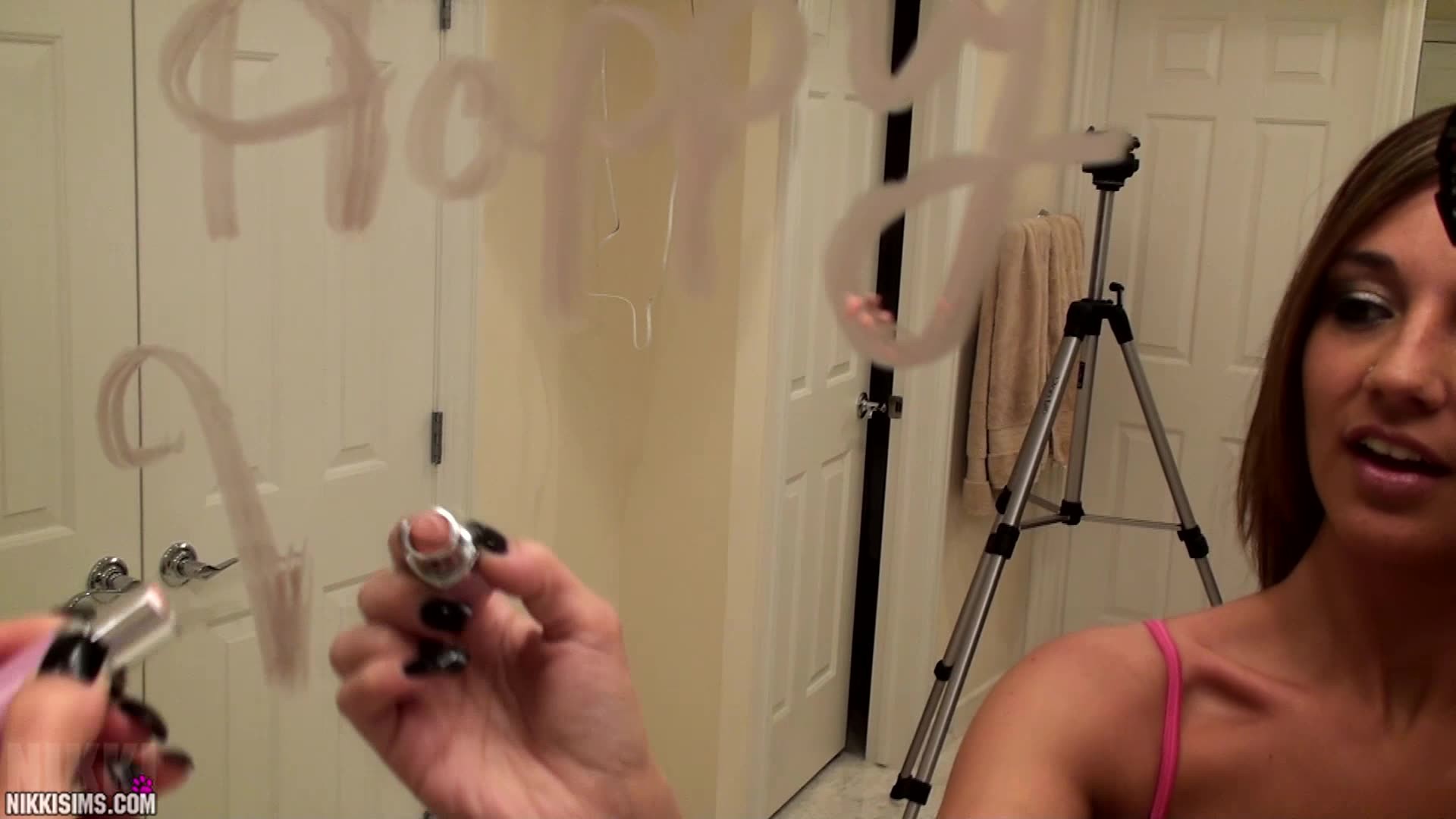 NikkiSims - Pocket Brass Full [FullHD 1080p]
