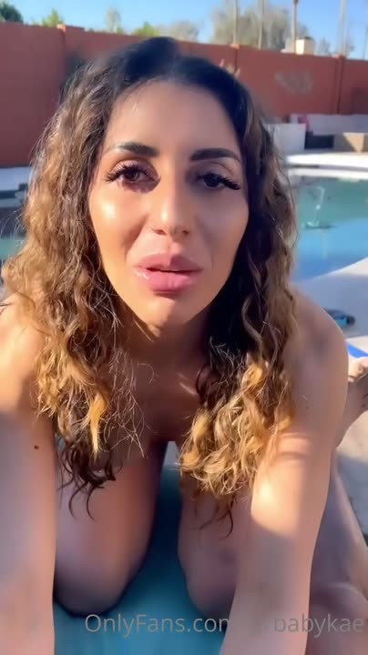 Only Fans 2022 Yourbabykae Blowjob By The Pool [HD 720p]